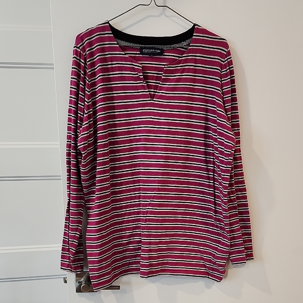 🔥 3/$25 🔥Jones New York Magenta Striped Blouse